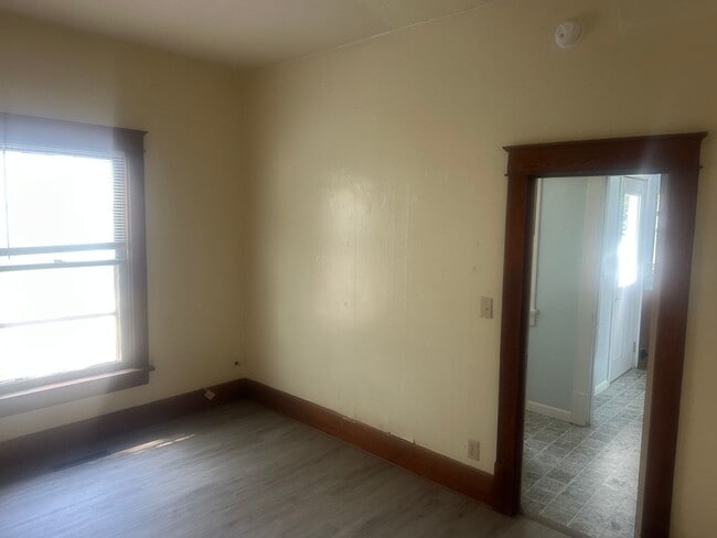 Building Photo - 603 M. Street