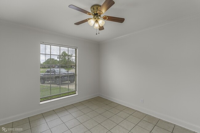 Building Photo - 3533 Hastings Pl