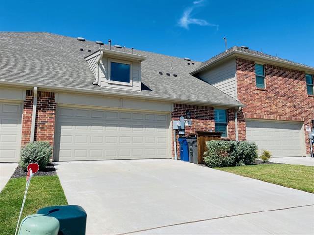 Building Photo - 615 Cloverleaf Dr
