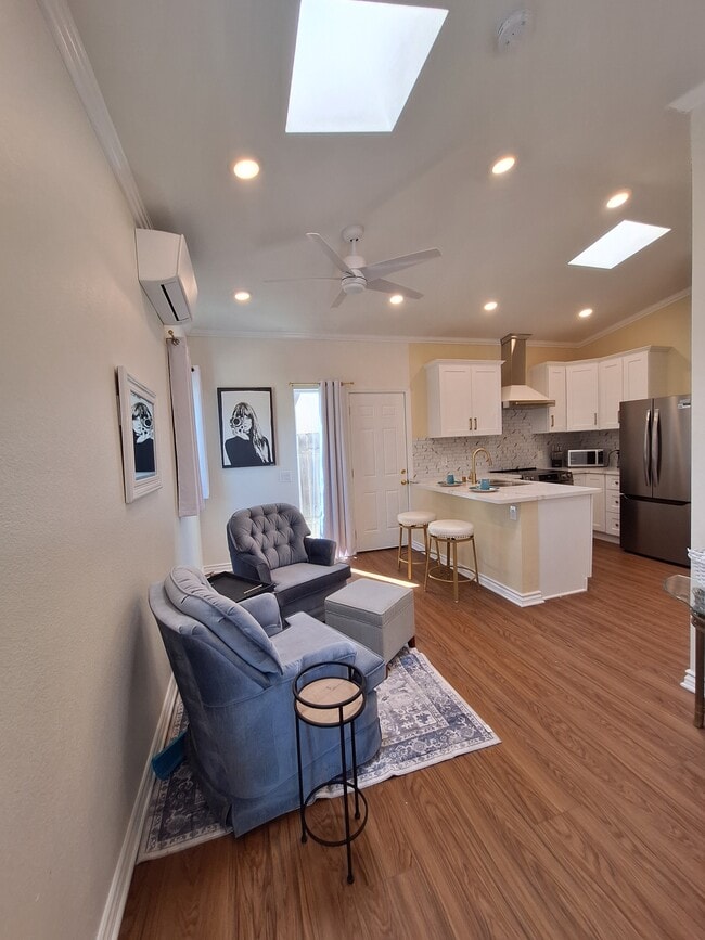 Building Photo - 14597 Cochiti Dr