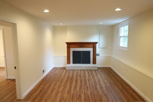 Building Photo - 42 Wheatland St