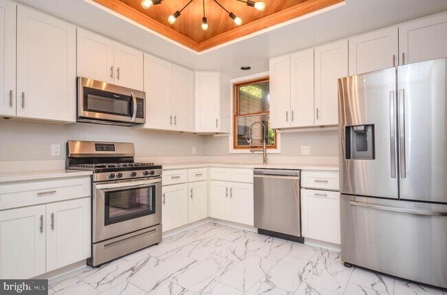 Building Photo - 7205 46th St