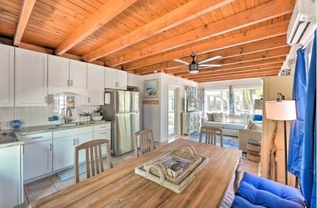 Building Photo - 11456 5th Avenue Ocean