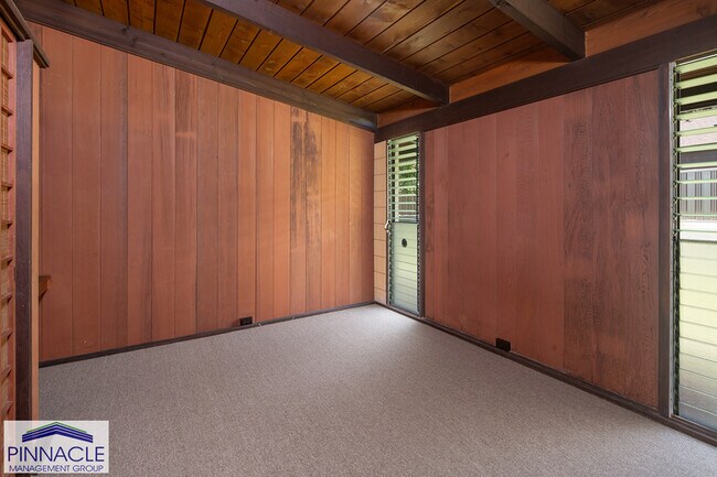 Building Photo - 1466 Oili Loop