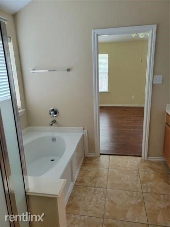 Building Photo - 6110 Moran Crest Dr