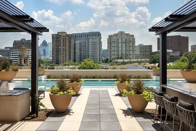 Building Photo - Modern 3-Bedroom Apartment with Smart Home...