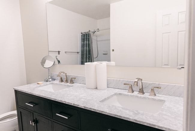 Building Photo - 5790 Katsura Ct