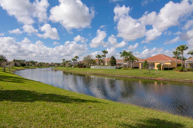 Building Photo - 5254 Eleuthra Cir