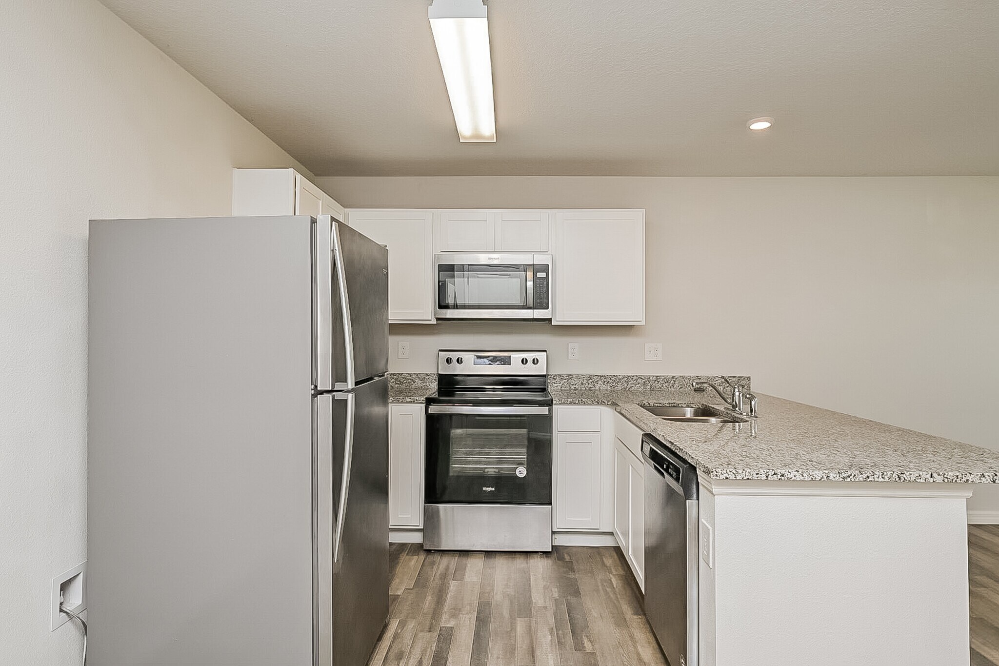 Building Photo - 26485 Wakefield Dr
