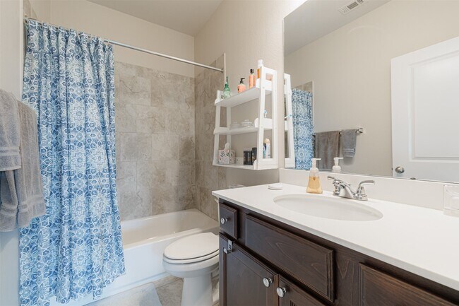 Building Photo - 3530 Auburn Creek Cir