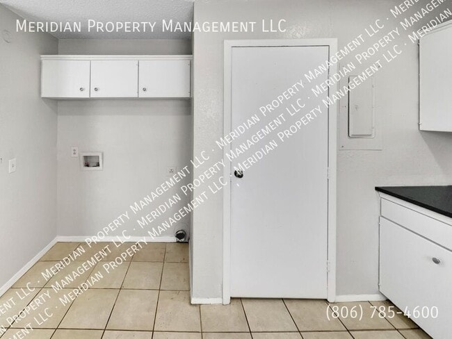 Building Photo - 9119 Belton Dr