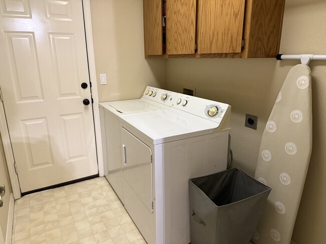 Building Photo - 7559 E Cocopah Dr