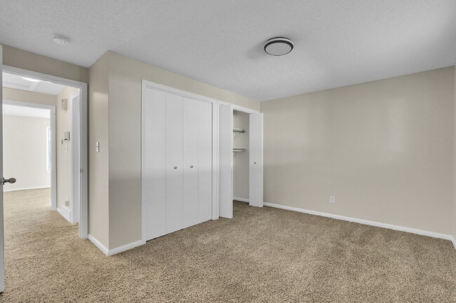 Building Photo - $1,840.95 - 3 Bed, 2 Bath Townhome In Co Springs with In Unit Laundry and Central AC!