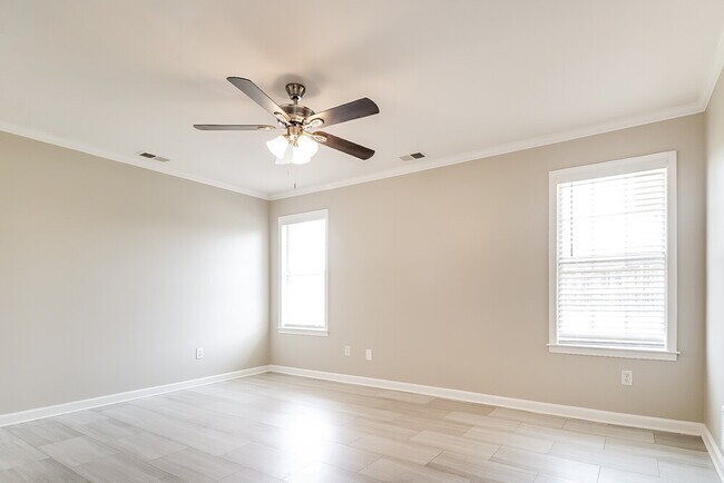 Building Photo - 4298 Arabella Dr