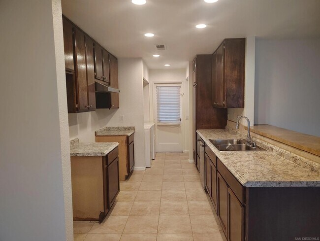 Building Photo - 12112 Wilsey Way