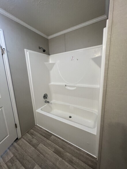 Building Photo - 94 Belmar St