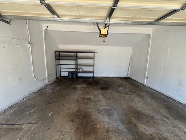 Building Photo - Charming 3 Bedroom 2 Bathroom Van Nuys Pool Home! Ready For Move-In!