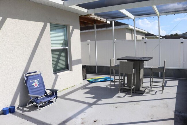 Building Photo - 12107 Barnsley Reserve Pl