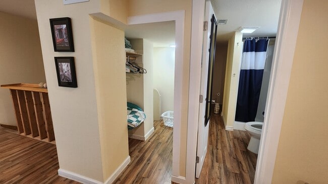 Building Photo - Welcome to the Cottage!