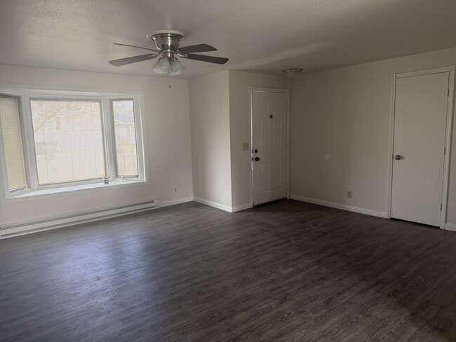 Building Photo - 3541 Granger Ave W