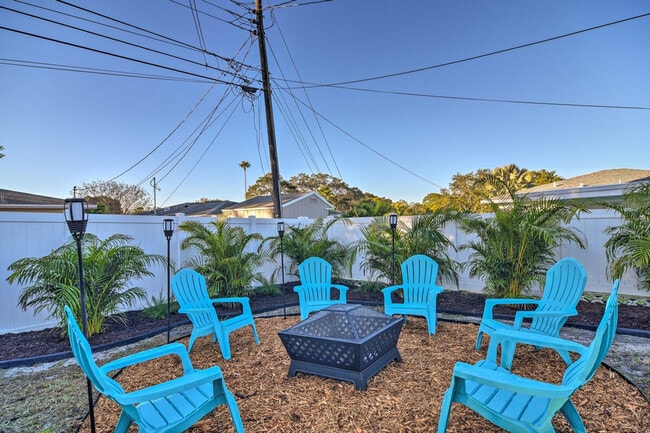 Building Photo - 11548 62nd Ave N