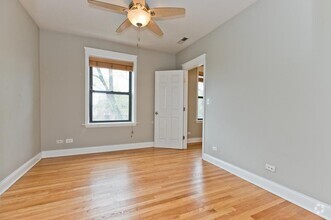 Building Photo - 2 bedroom in Chicago IL 60618