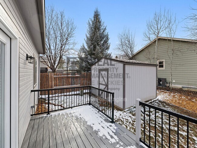 Building Photo - 773 Johnson Ave