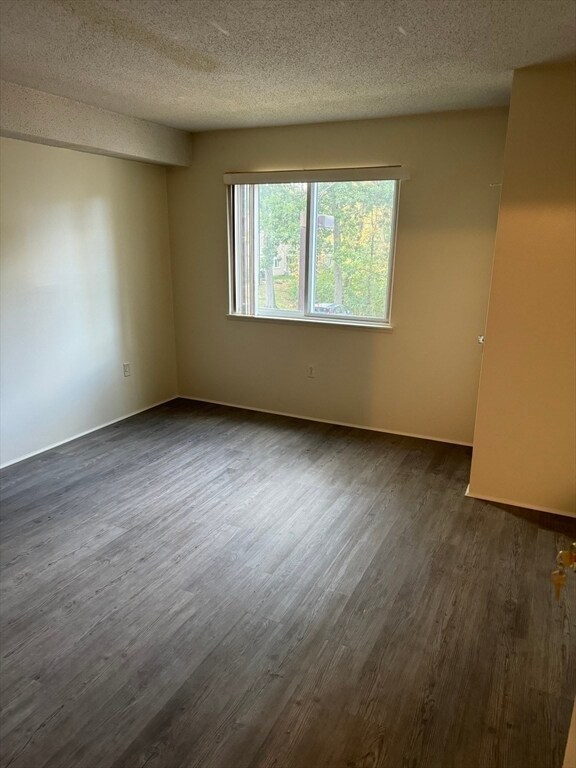 Building Photo - 50 Silver Hill Ln
