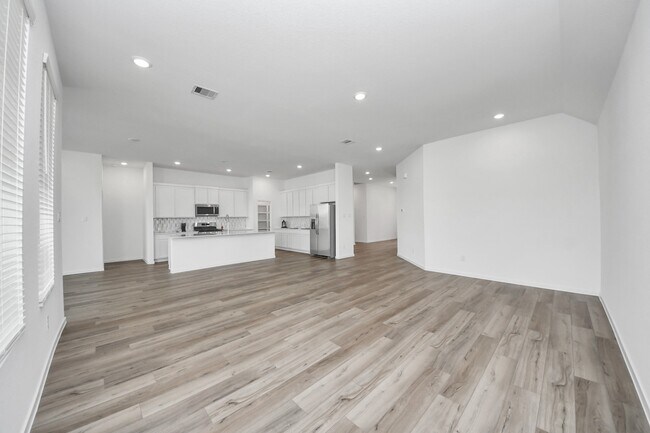 Building Photo - 2922 Mariner Island Dr