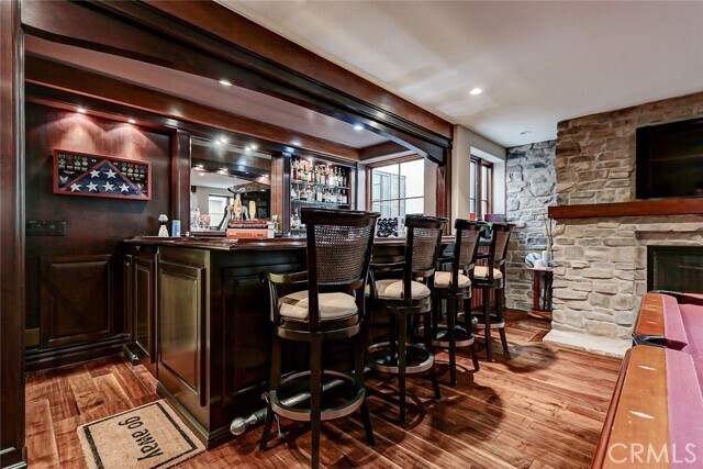 Building Photo - 853 6th St