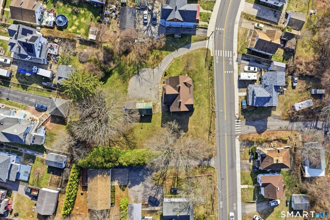 Building Photo - 43 Dunham St