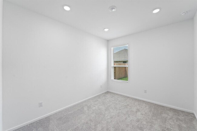 Building Photo - 6707 Sunset Velvet Dr