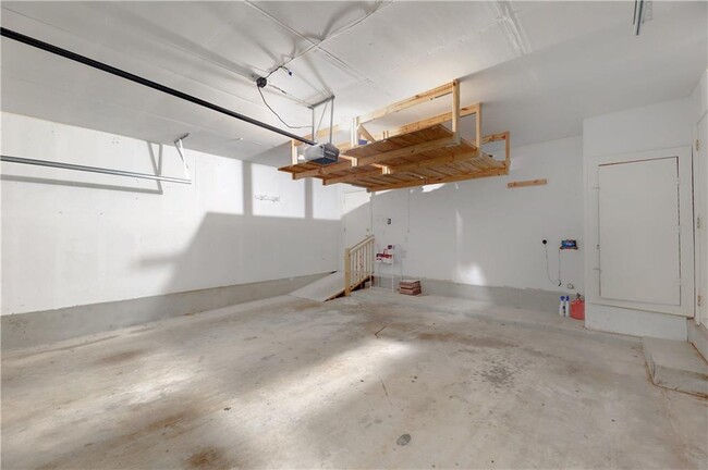 Building Photo - 1003 Antelope Ridge
