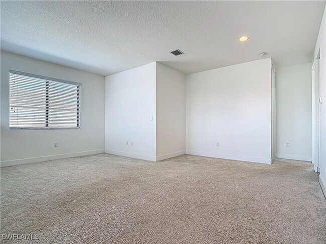 Building Photo - 4815 Frattina St.