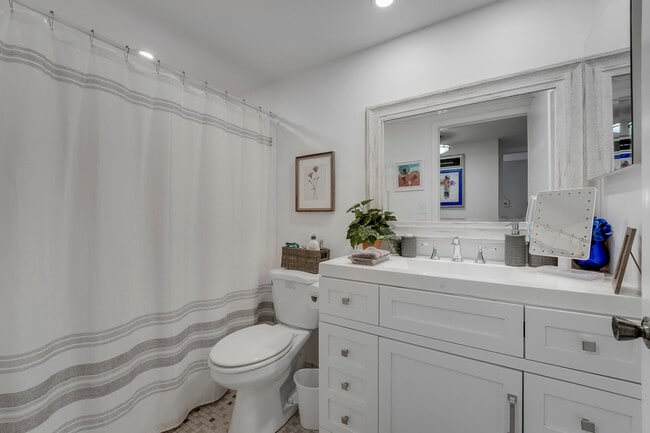 Building Photo - 15484 Lakes of Delray Blvd