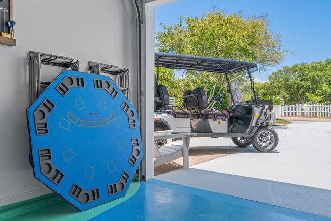 Building Photo - 4465 Clipper Cove