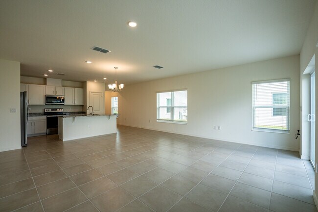 Building Photo - 757 Stoney Pointe Cir