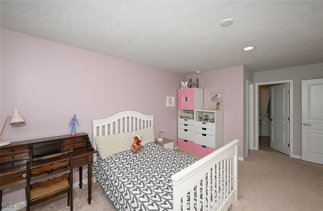 Building Photo - 81 Garnett Cir