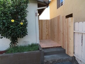 Building Photo - Renovated Studio Apartment in La Mesa