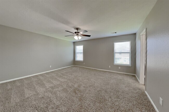 Building Photo - 7814 Pasture Spring Ln