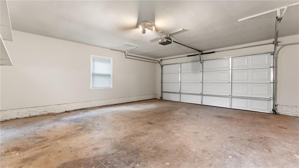 Building Photo - 3913 Hadley Farm Dr