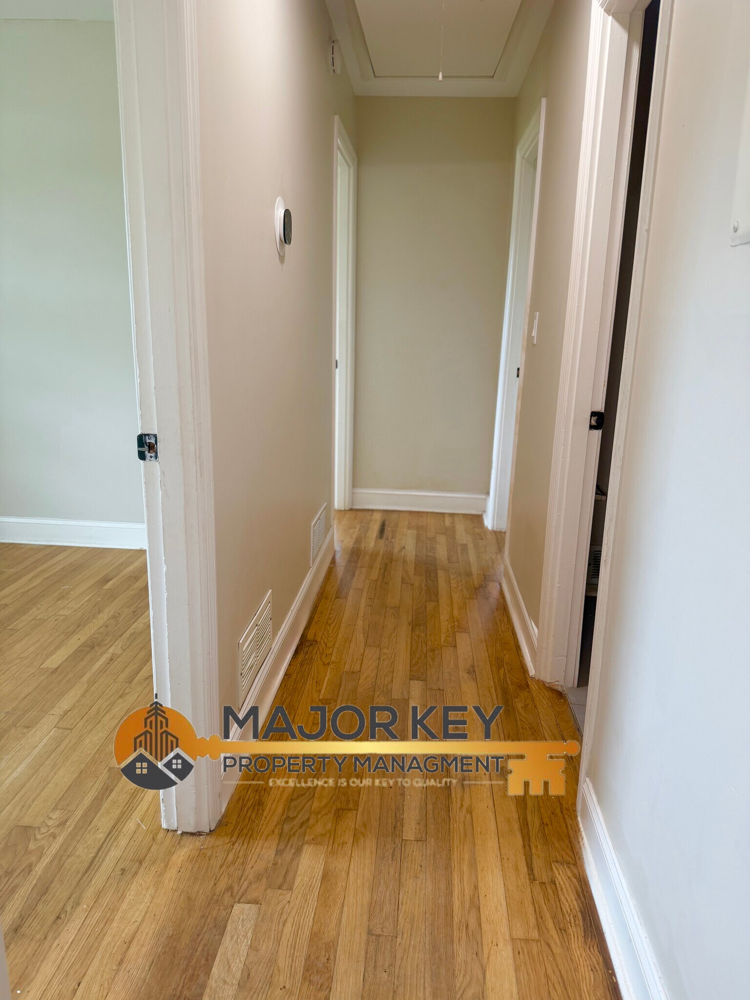 Building Photo - 4178 Suzanne Ln