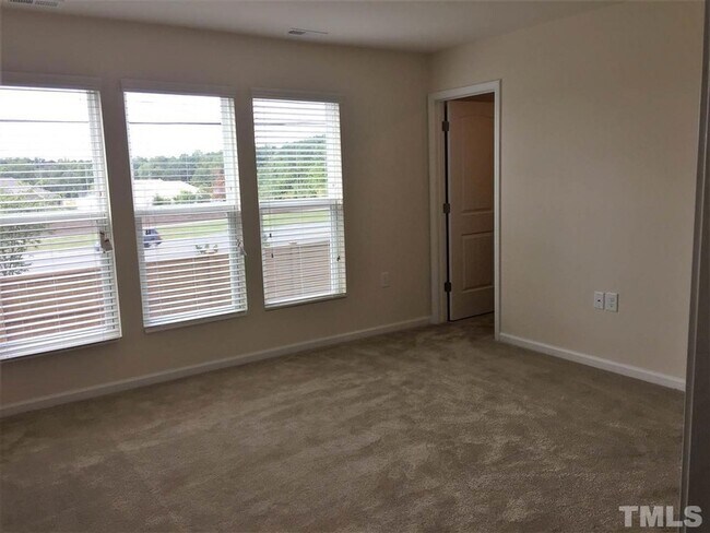 Building Photo - 1041 Laceflower Dr