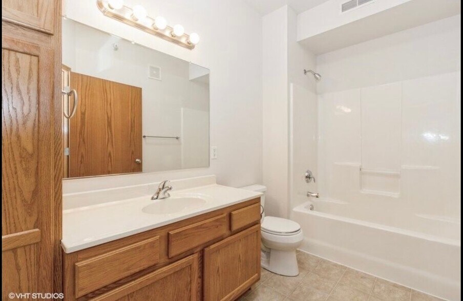 Building Photo - 130 Jefferson St