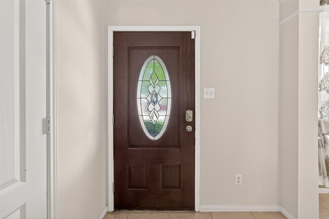 Building Photo - 3815 Pine Forest Green Blvd