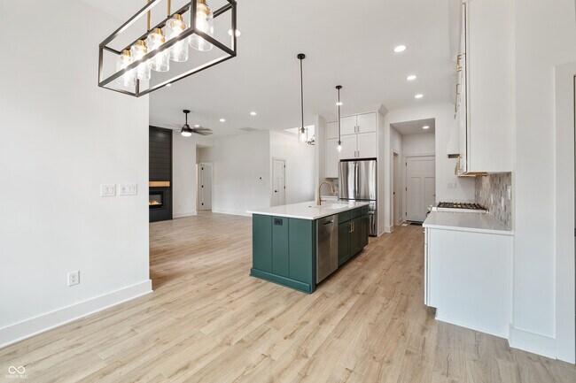 Building Photo - 5123 Oak Rdg Pl