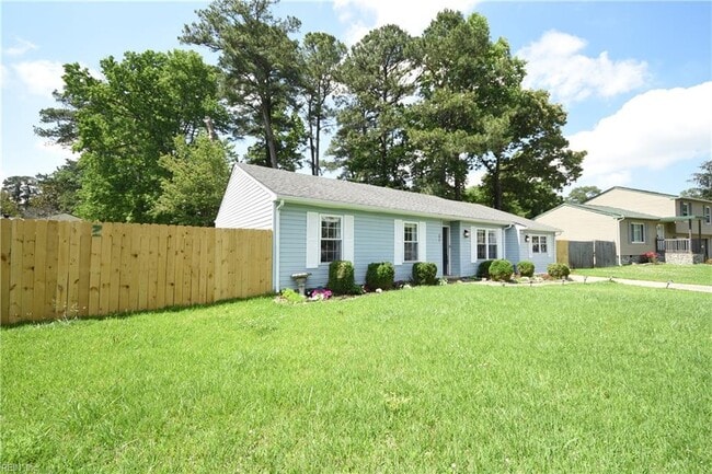 Building Photo - 31 Old Church Cir