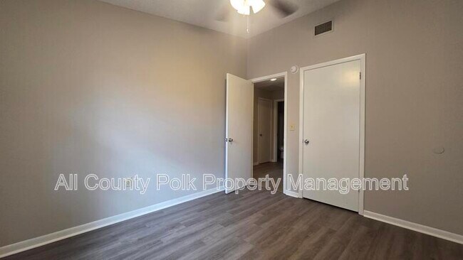 Building Photo - 1642 Crystal Park Cir