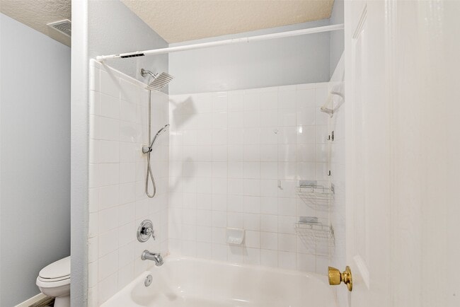 Building Photo - 15403 Redbud Dale Ct