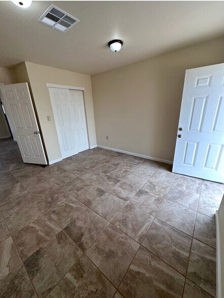 Room 2 with Entrance - 301 Alamosa